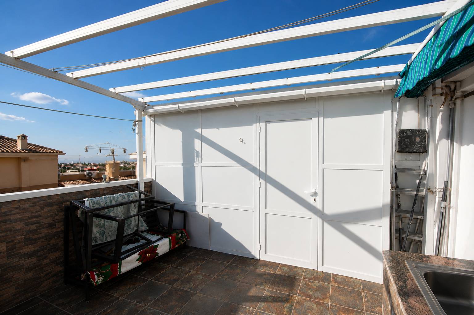Torrevieja – Centralt Grupphus – bild 17