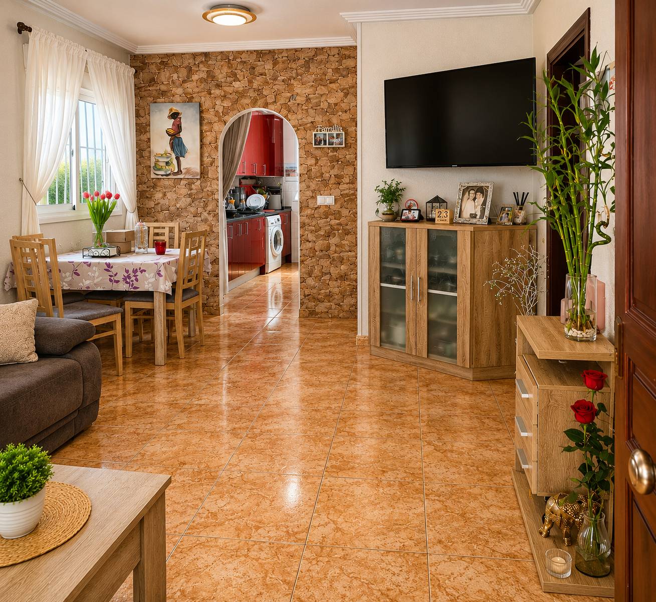 Torrevieja – Centralt Grupphus – bild 9